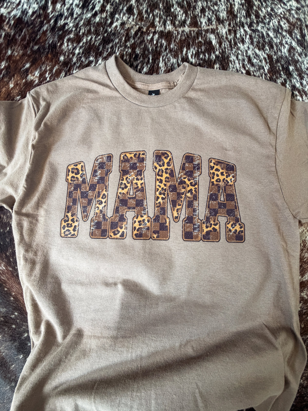 MAMA Leopard Graphic Tee