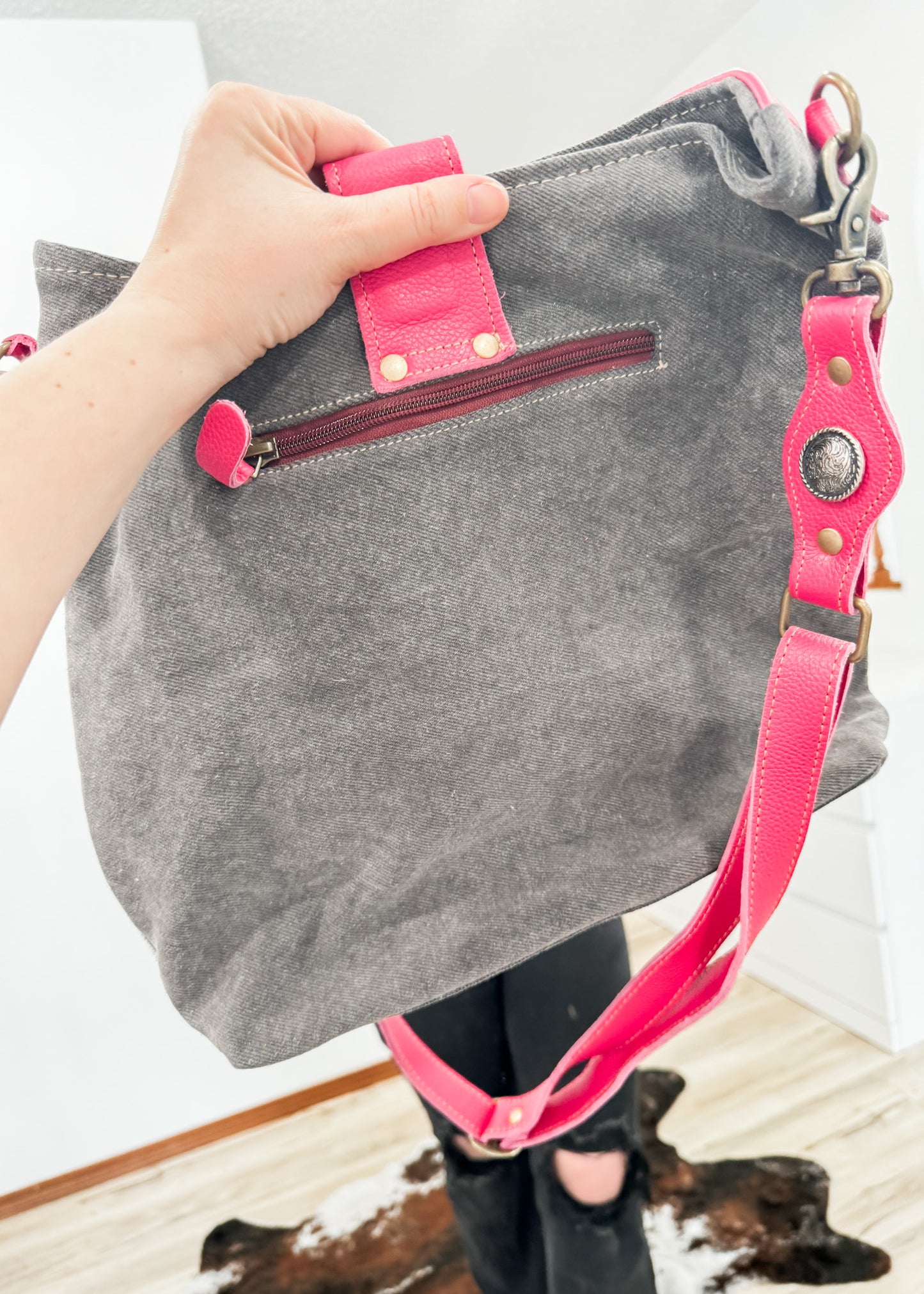 Cowhide Purse 8