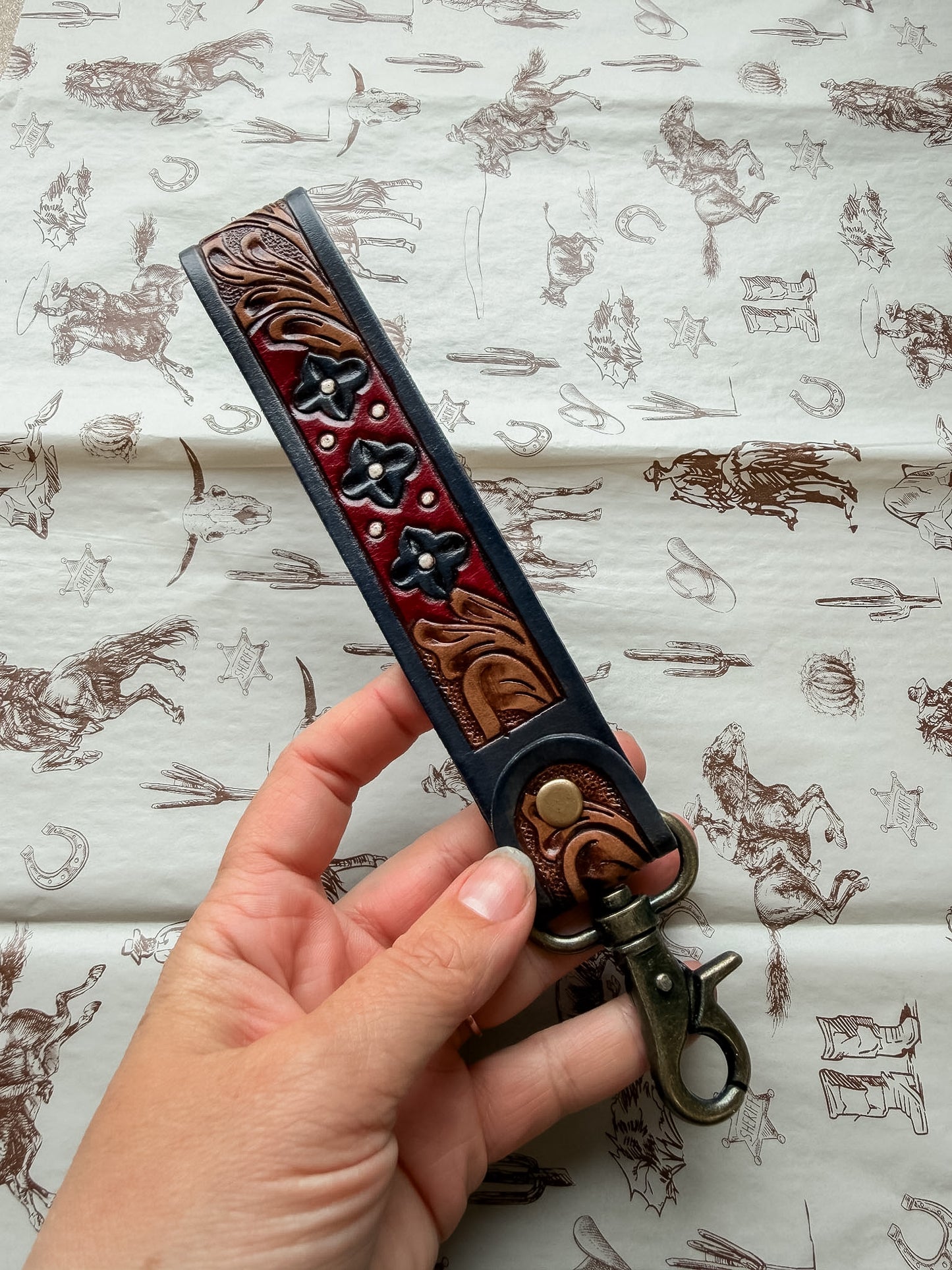 Wristlet D