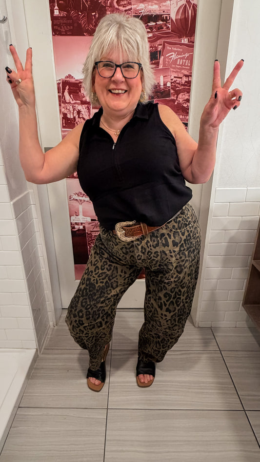 Leopard Barrel Jeans