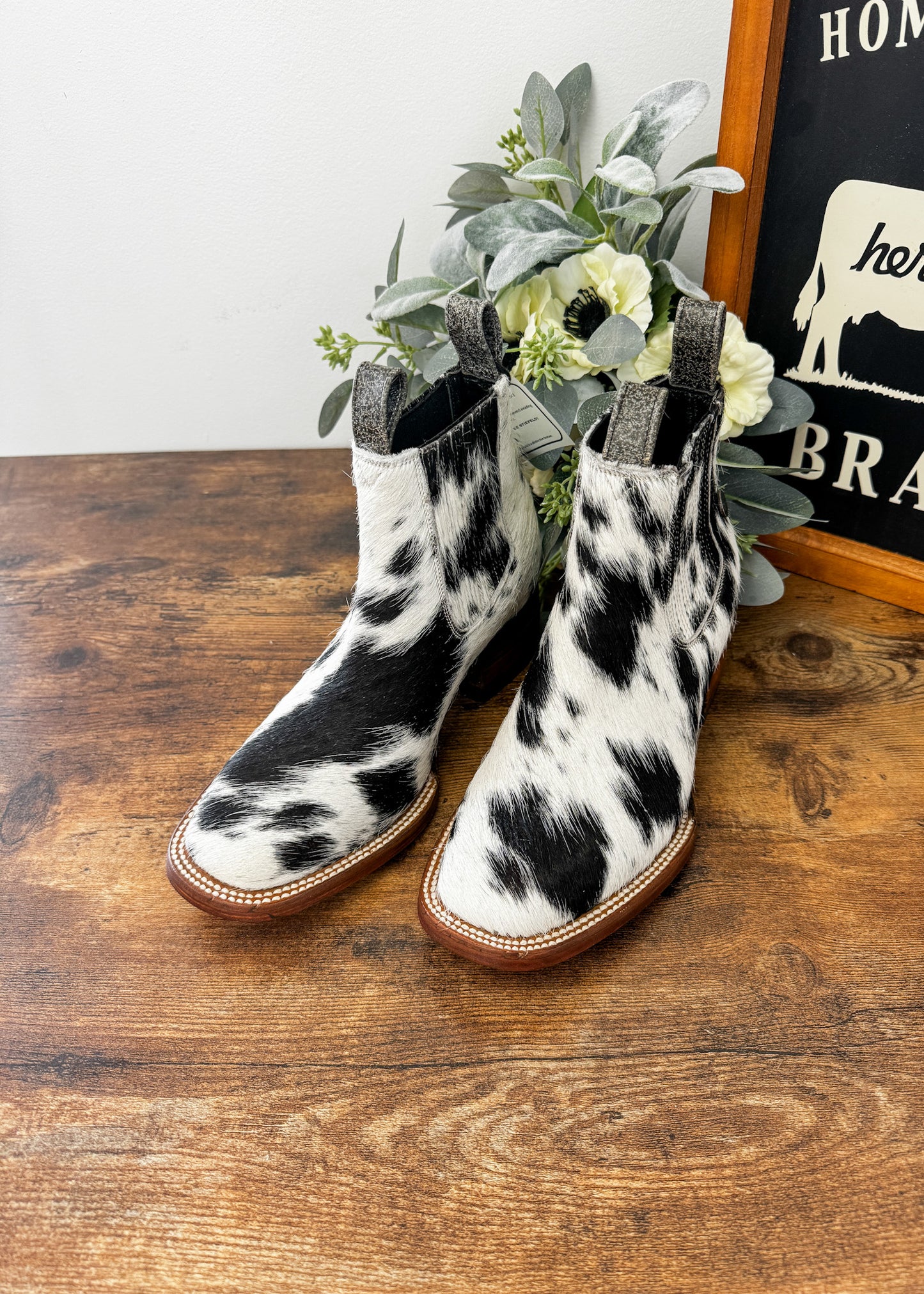Square Toe Ankle Boot Size 6.5 B