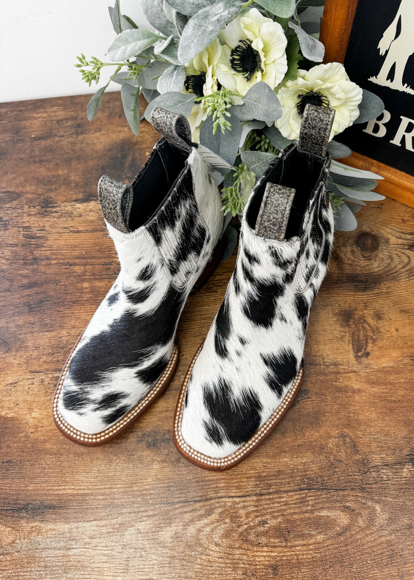 Square Toe Ankle Boot Size 6.5 B