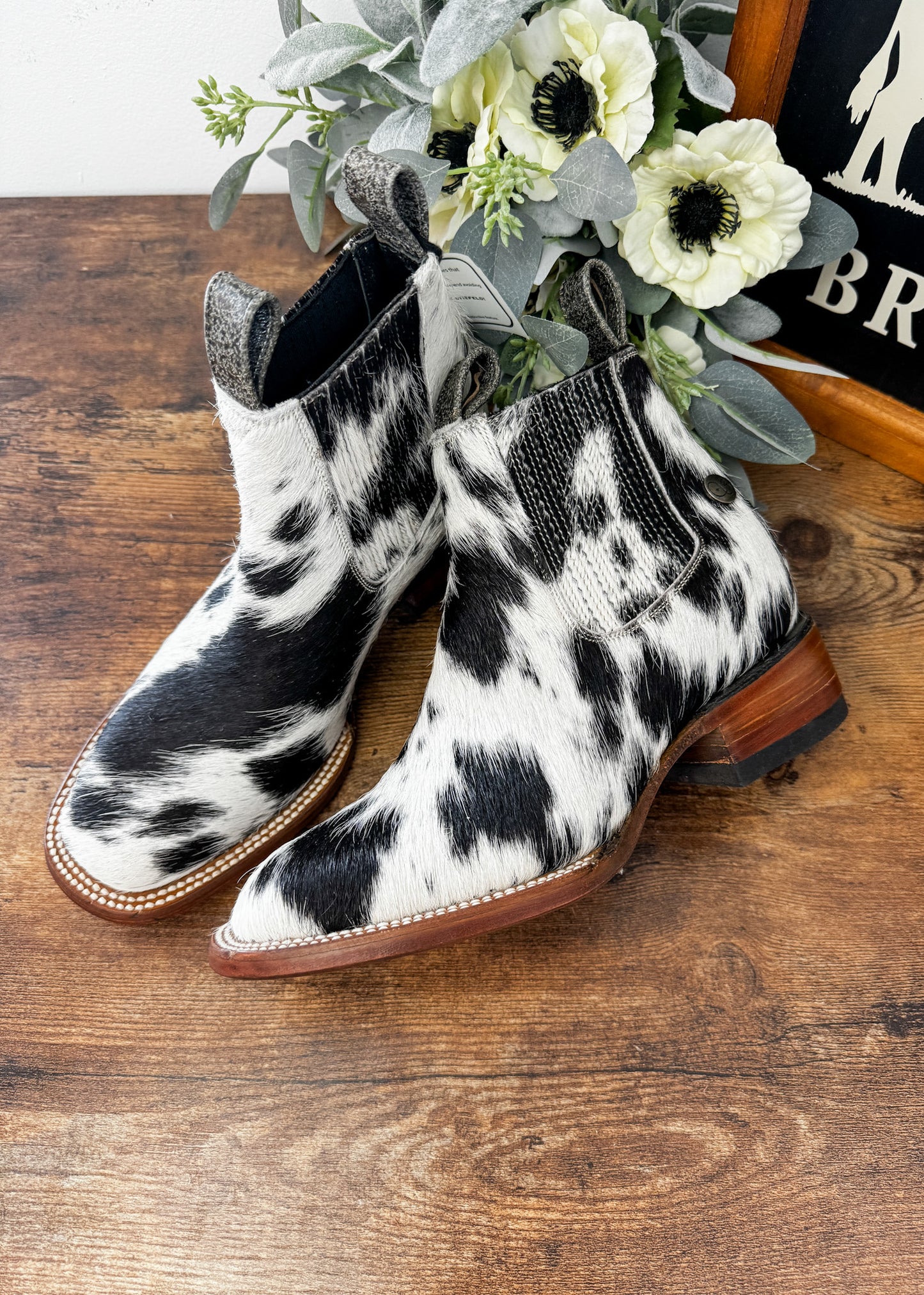 Square Toe Ankle Boot Size 6.5 B