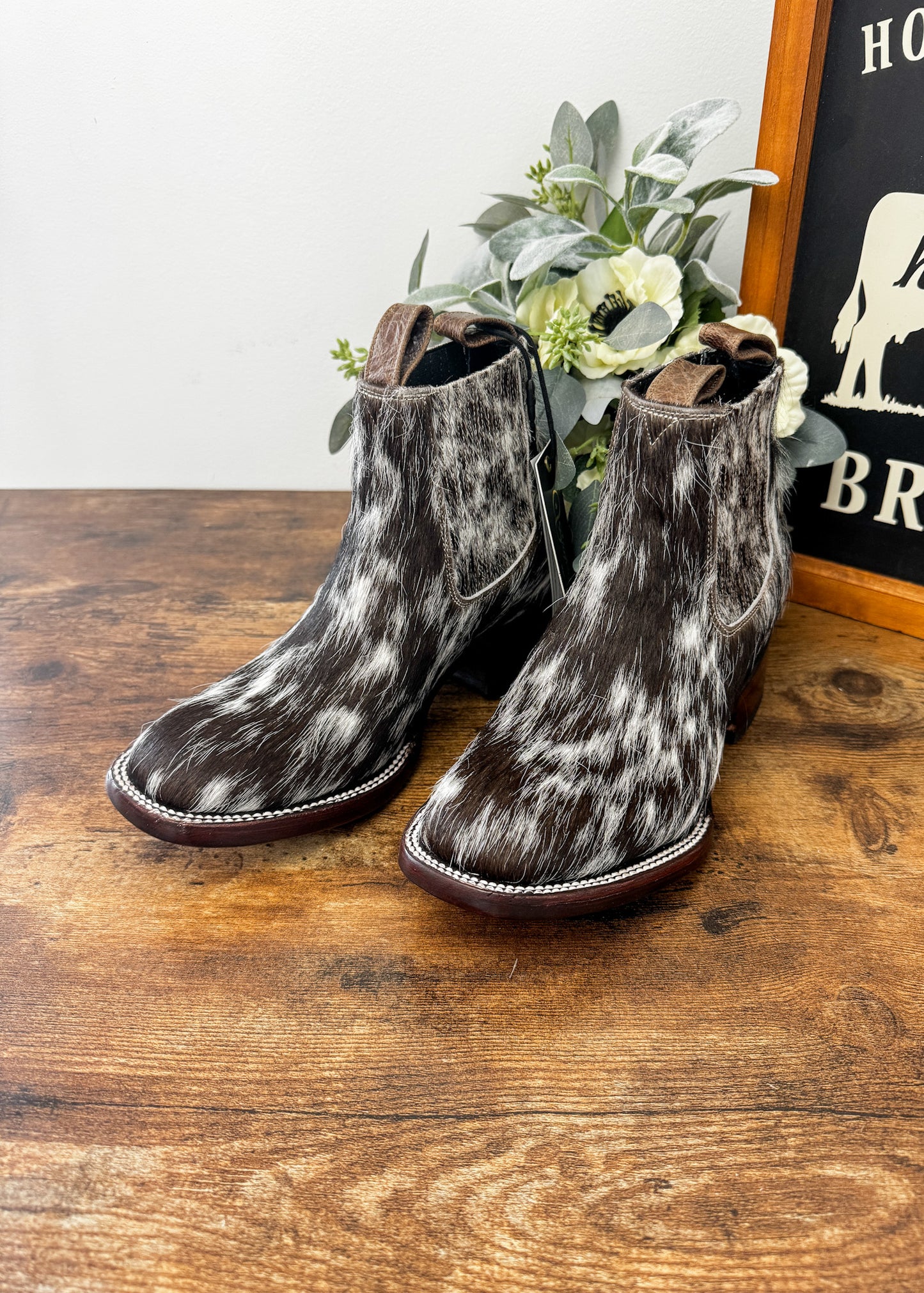 Square Toe Ankle Boot Size 6.5 D