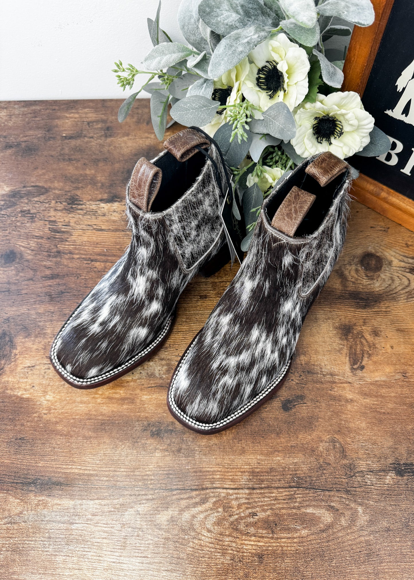 Square Toe Ankle Boot Size 6.5 D