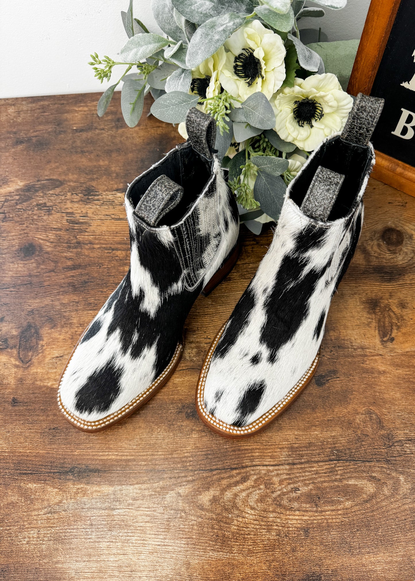 Square Toe Ankle Boot Size 7 A