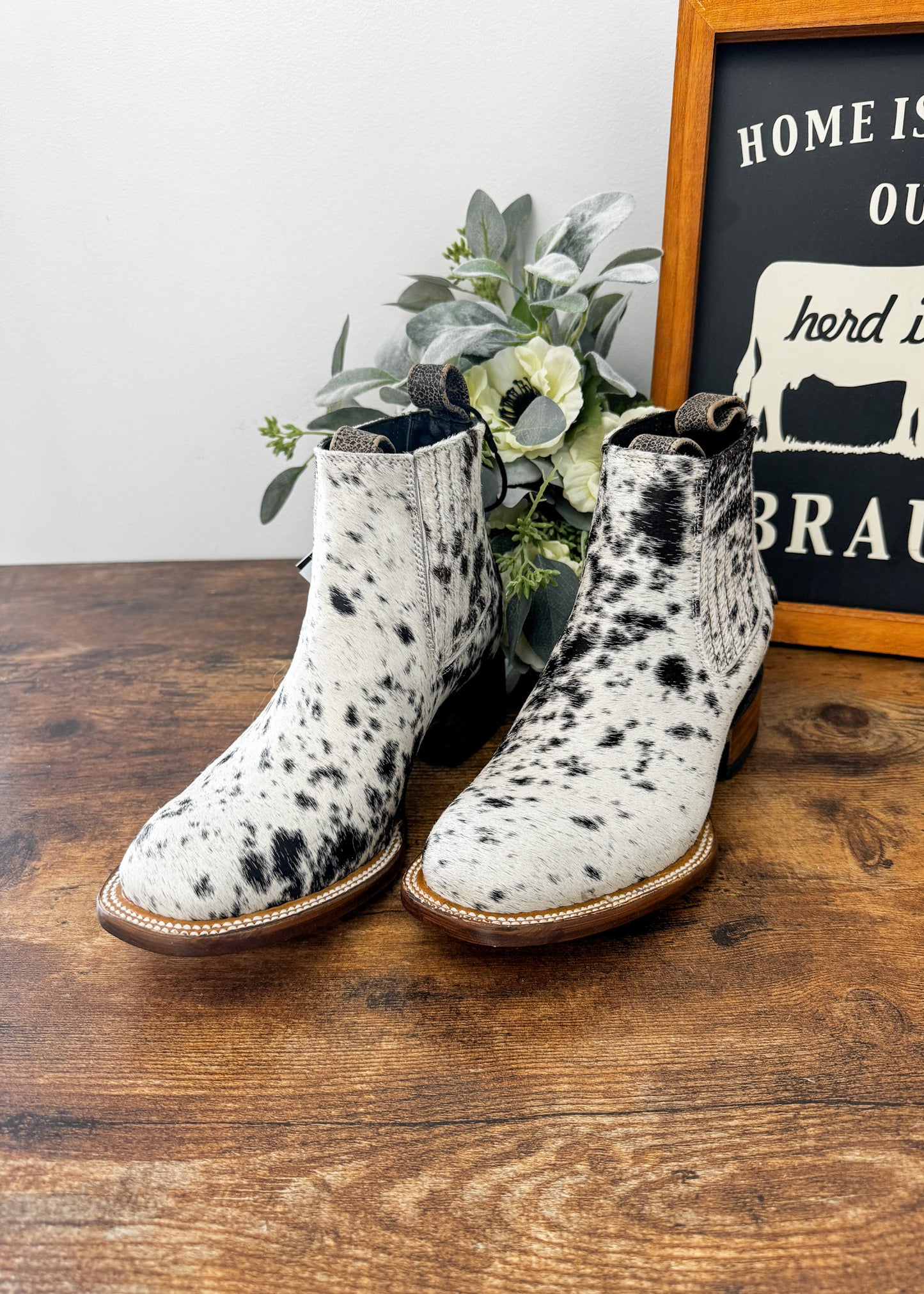 Square Toe Ankle Boot Size 7 J