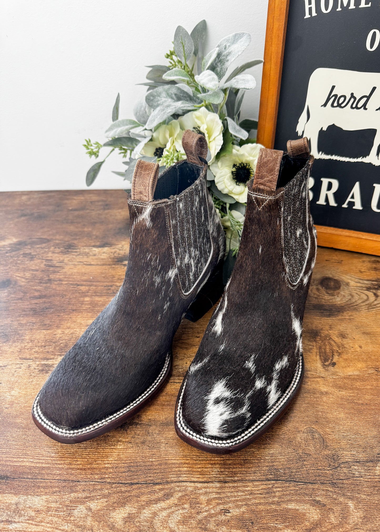 Square Toe Ankle Boot Size 8.5 B