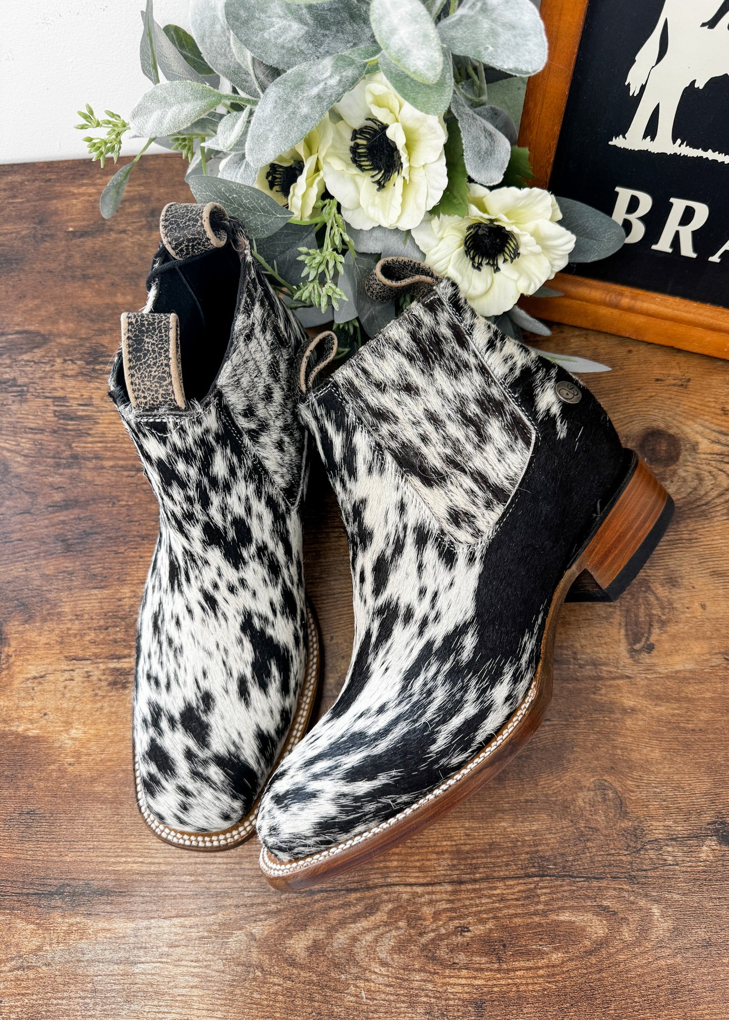 Square Toe Ankle Boot Size 9 A