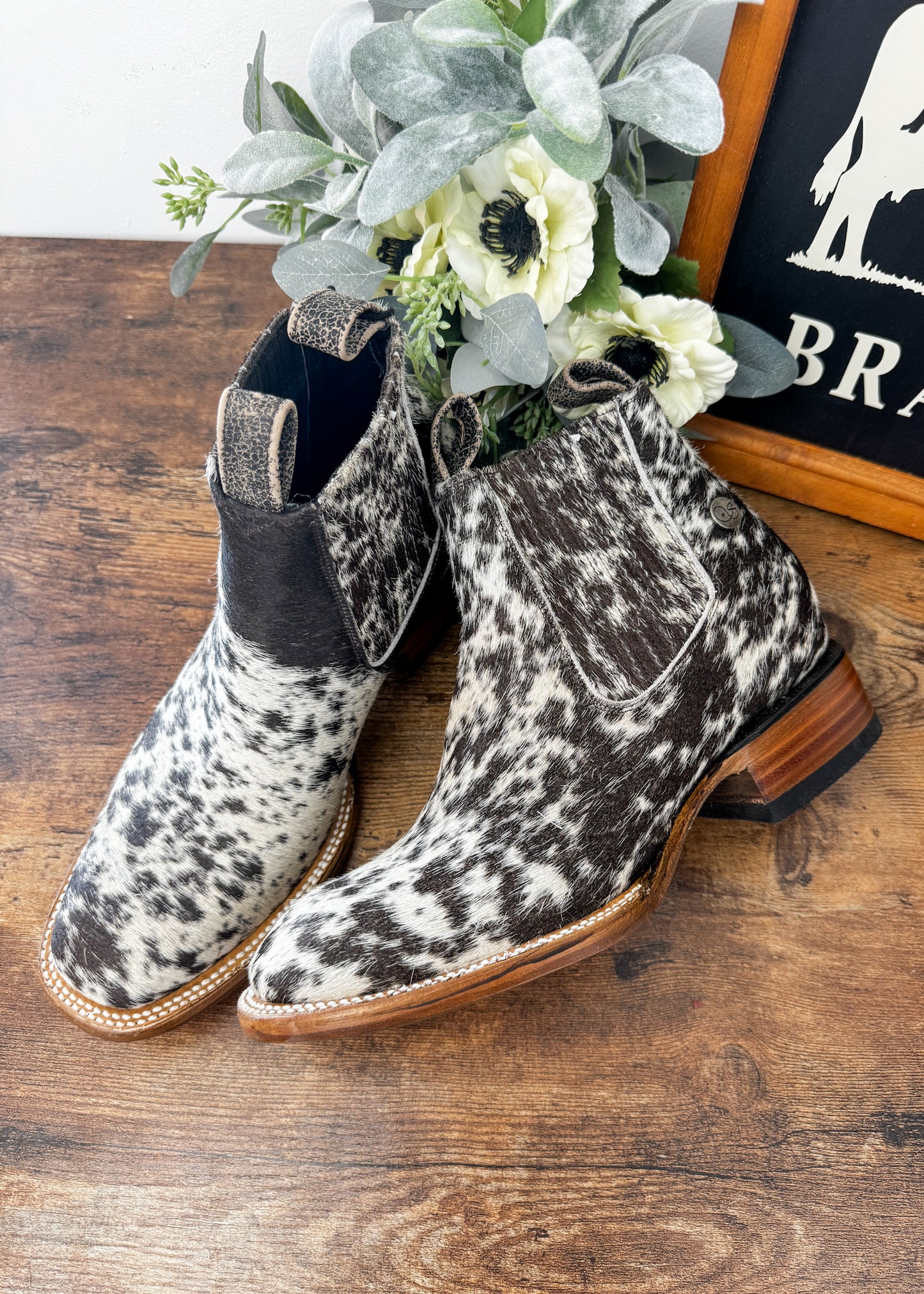 Square Toe Ankle Boot Size 9 D