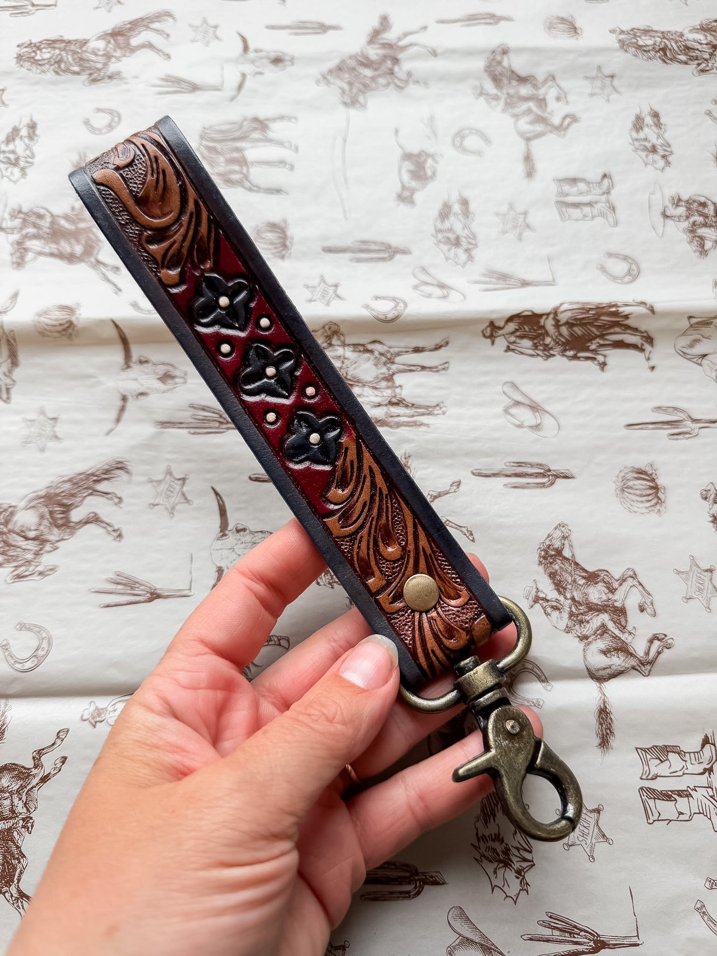 Wristlet D
