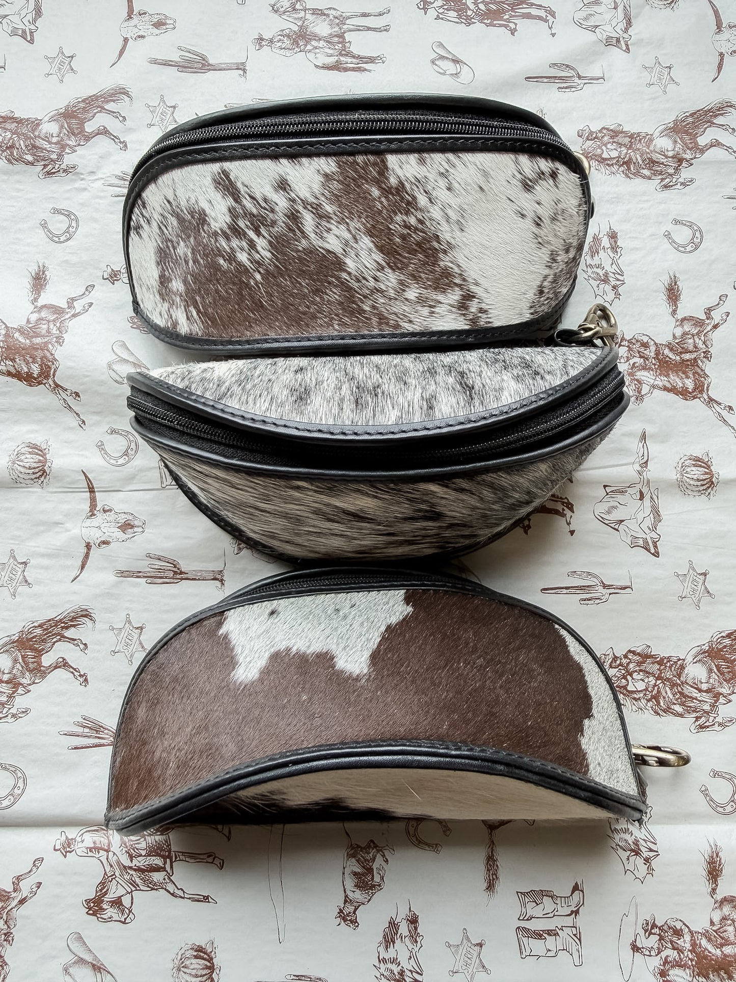 Cowhide Glass Case Black