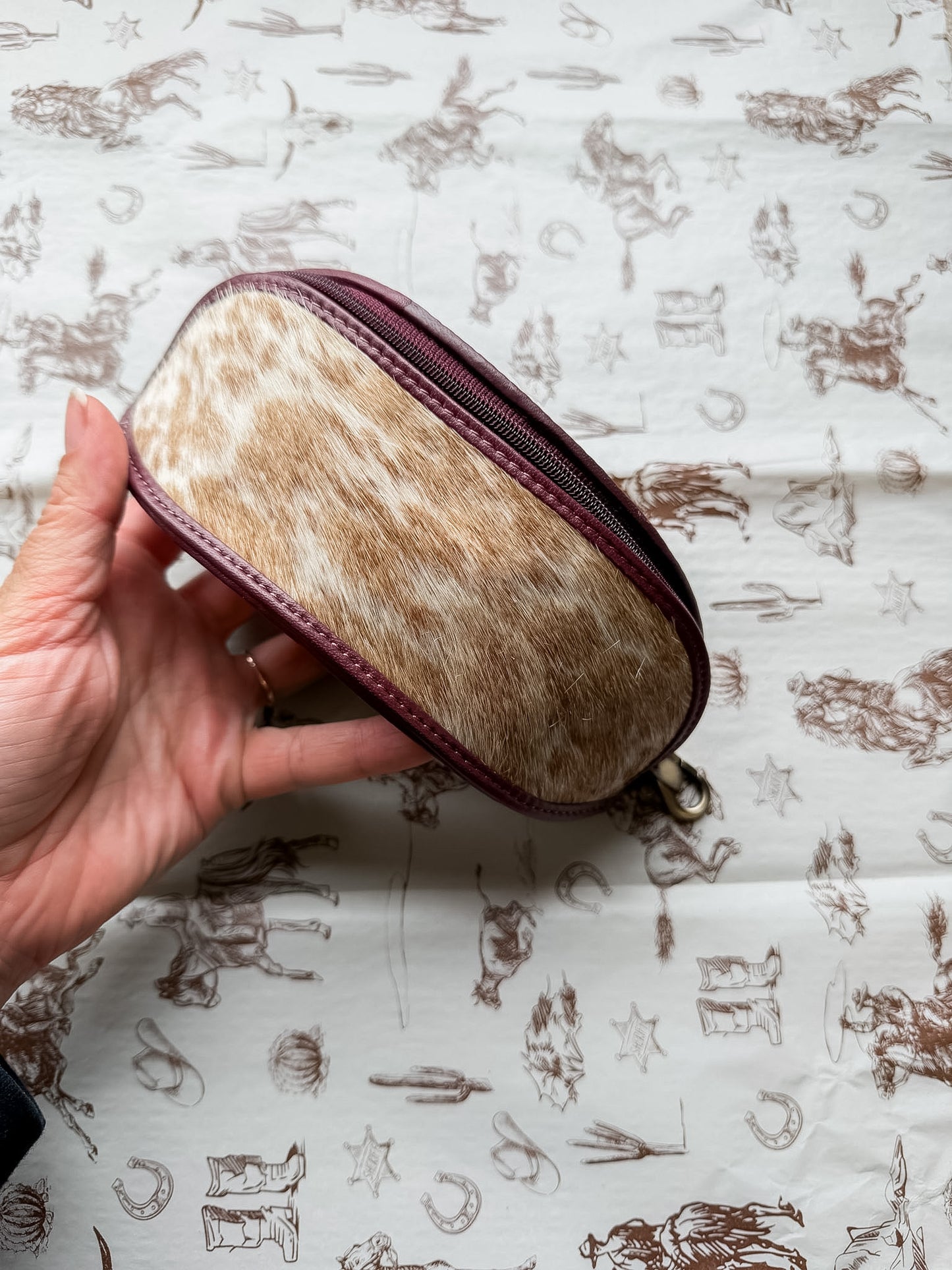 Cowhide Glass Case Red