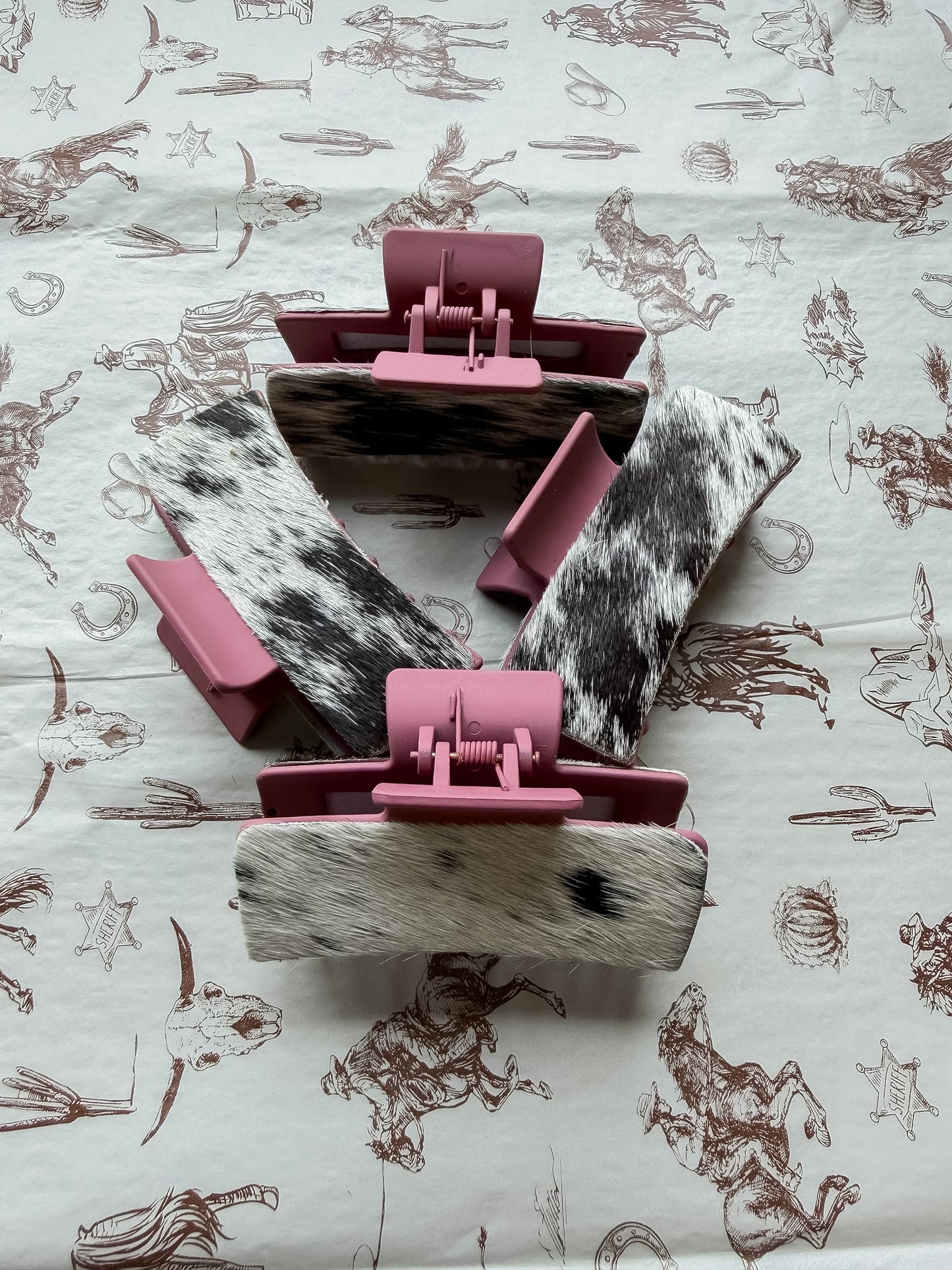 Hide Mauve Hair Clip