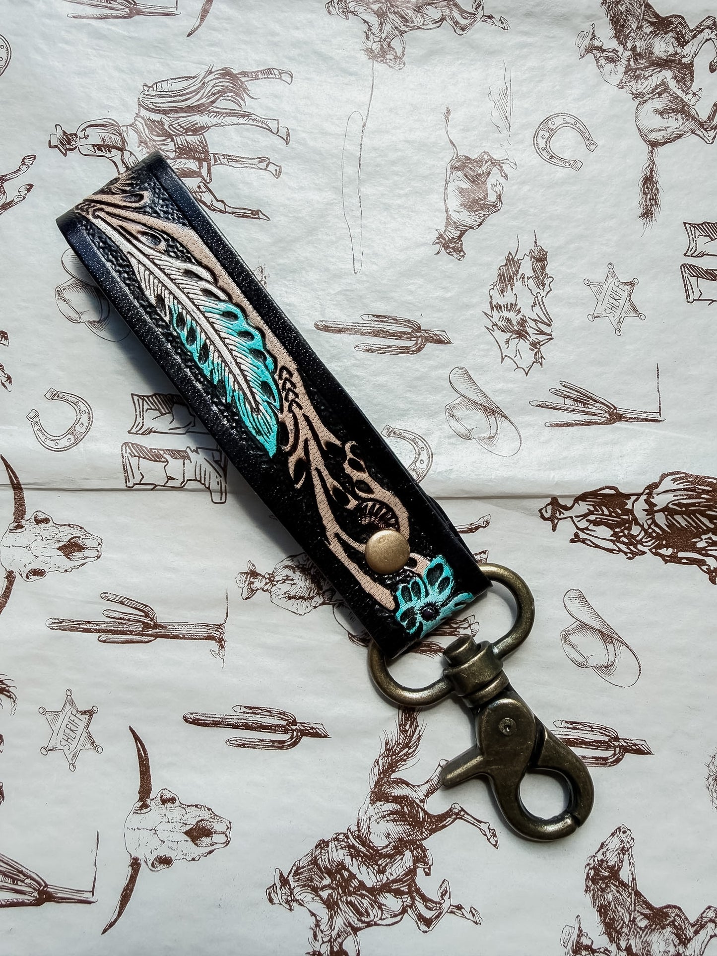 Wristlet Y