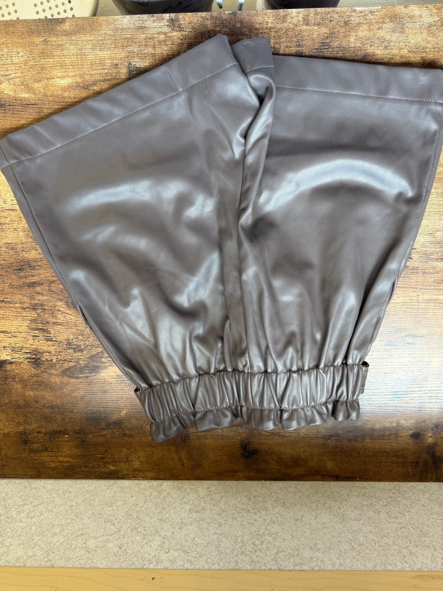Leather Grey/Brown Shorts