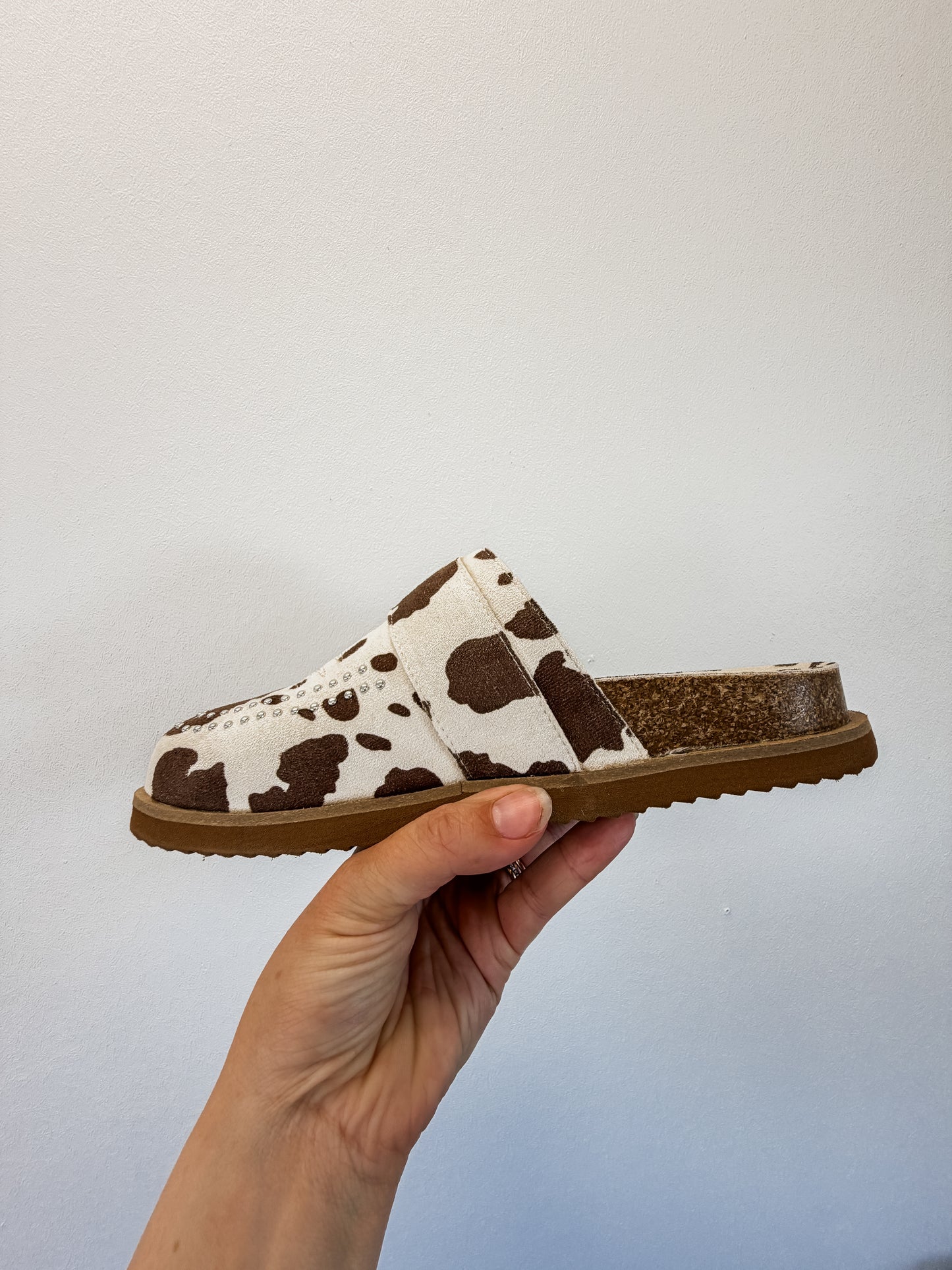 Cow Print Mules q