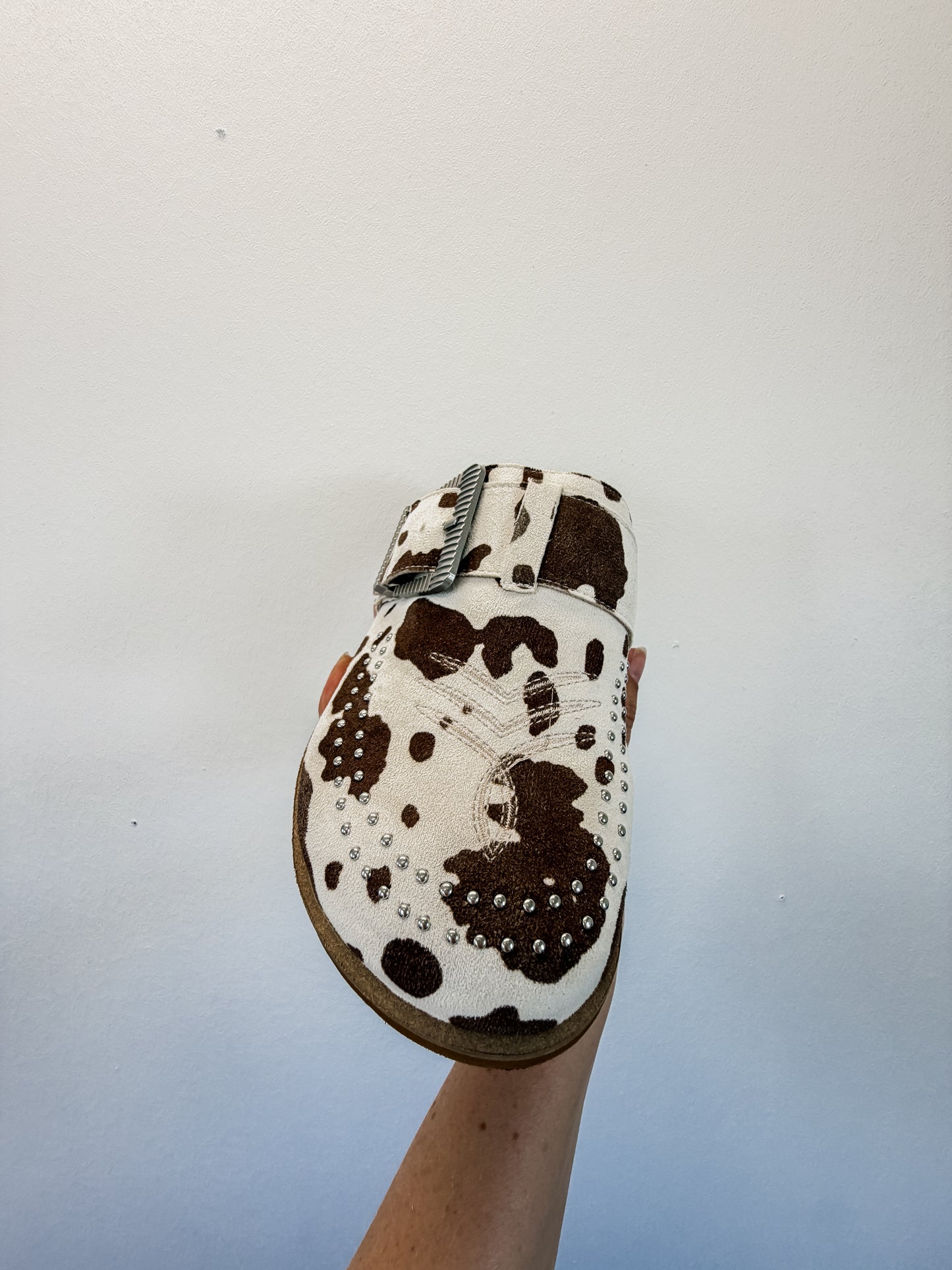 Cow Print Mules q